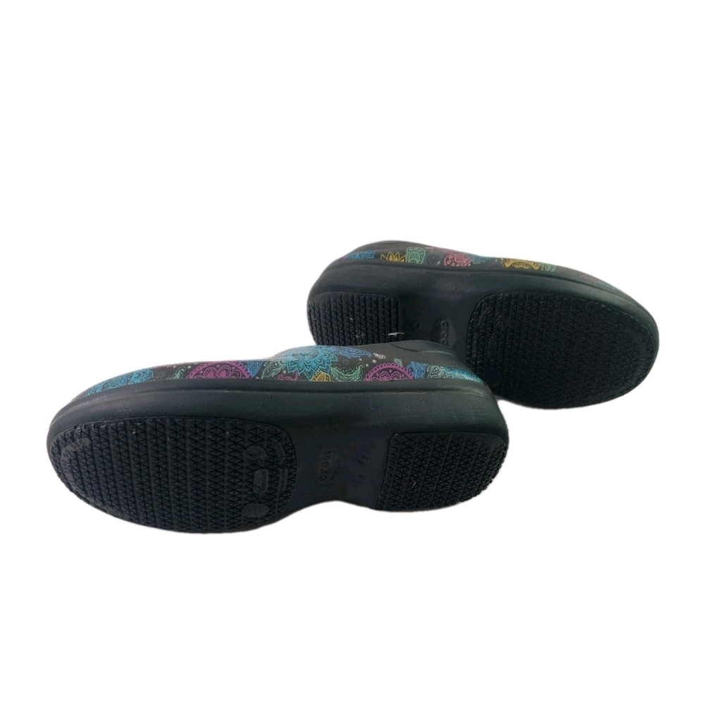 Crocs Women's Multicolor Patterned Clogs Size 8 - image 4